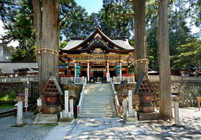 紅葉の秩父パワースポットめぐり天空の寺でウェルネス体験